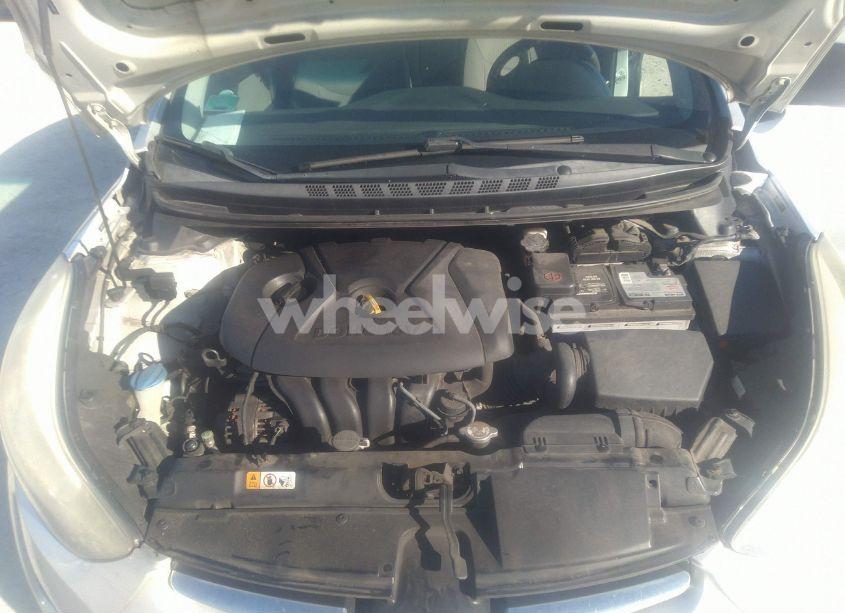 Photo 10 of 2016 Hyundai Elantra SE (VIN 5NPDH4AE5GH748378)