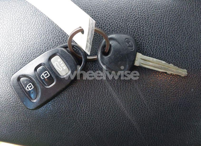 Photo 11 of 2016 Hyundai Elantra SE (VIN 5NPDH4AE5GH751023)