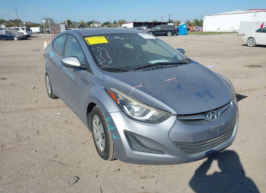 2016 Hyundai Elantra SE (VIN 5NPDH4AE5GH751362) main photo