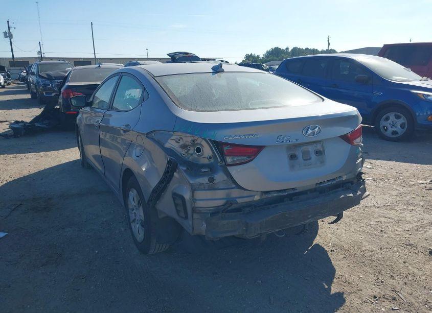 Photo 3 of 2016 Hyundai Elantra SE (VIN 5NPDH4AE5GH751362)