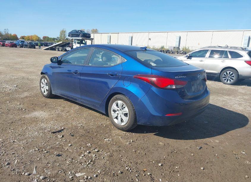 Photo 3 of 2016 Hyundai Elantra SE (VIN 5NPDH4AE5GH761115)