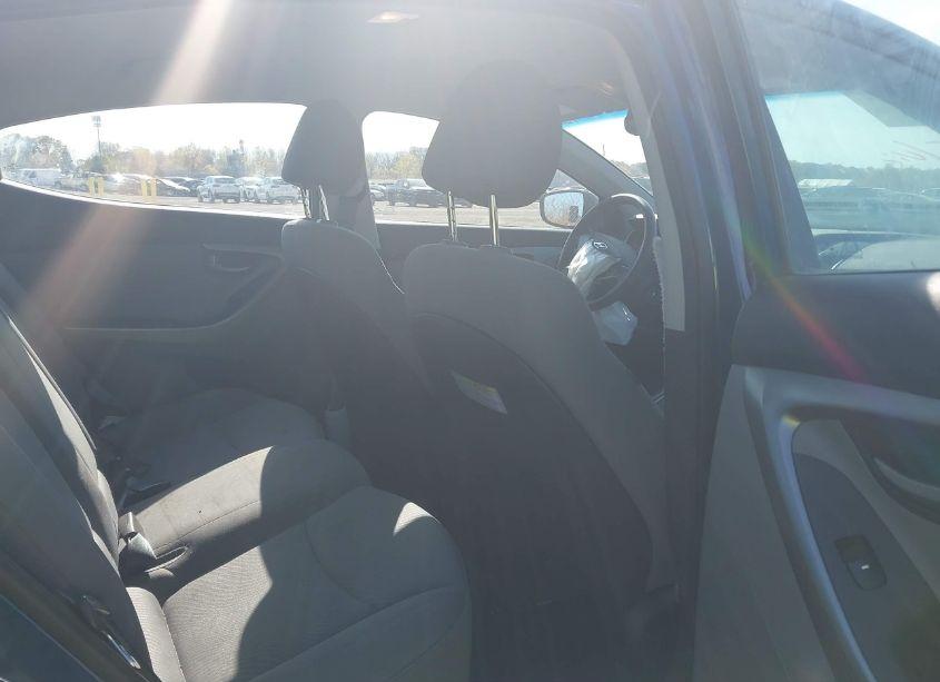 Photo 8 of 2016 Hyundai Elantra SE (VIN 5NPDH4AE5GH761115)