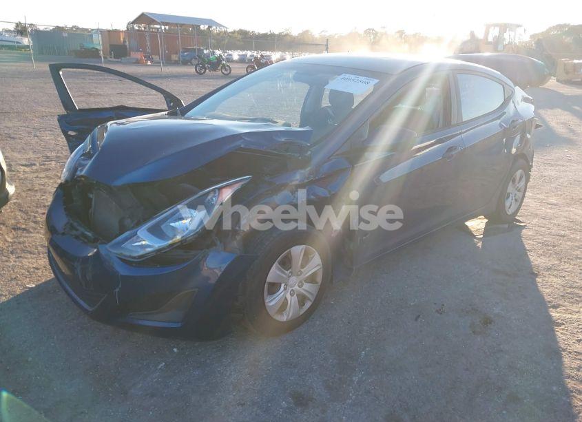 Photo 2 of 2016 Hyundai Elantra SE (VIN 5NPDH4AE5GH773359)