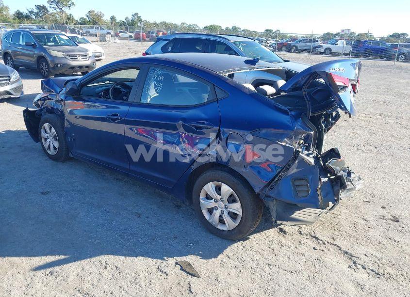 Photo 3 of 2016 Hyundai Elantra SE (VIN 5NPDH4AE5GH773359)