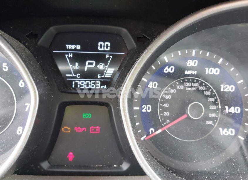 Photo 15 of 2016 Hyundai Elantra SE (VIN 5NPDH4AE5GH793062)