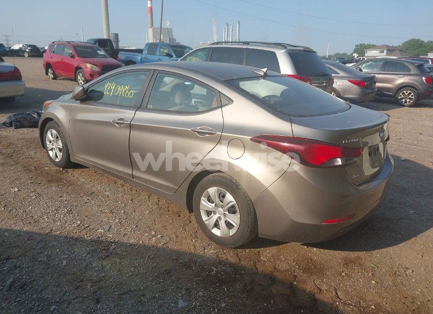 Photo 3 of 2016 Hyundai Elantra SE (VIN 5NPDH4AE5GH793062)