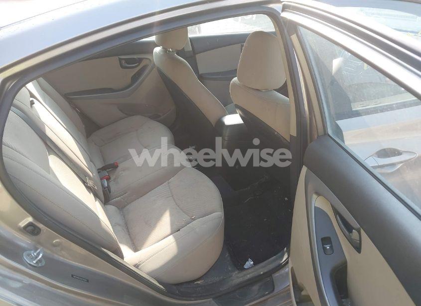 Photo 8 of 2016 Hyundai Elantra SE (VIN 5NPDH4AE5GH793062)