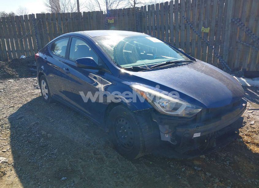 2016 Hyundai Elantra SE (VIN 5NPDH4AE5GH793885) main photo