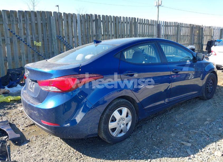 Photo 4 of 2016 Hyundai Elantra SE (VIN 5NPDH4AE5GH793885)
