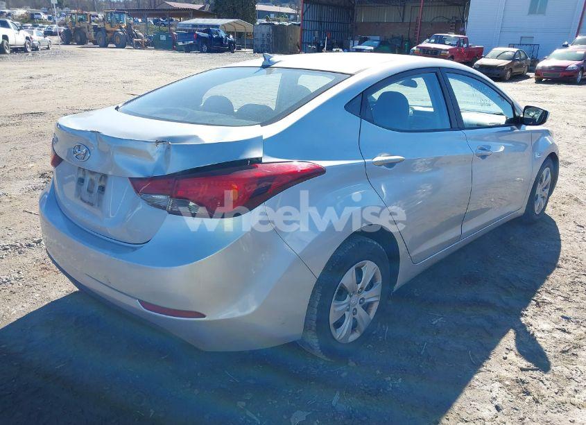 Photo 4 of 2016 Hyundai Elantra SE (VIN 5NPDH4AE5GH794762)
