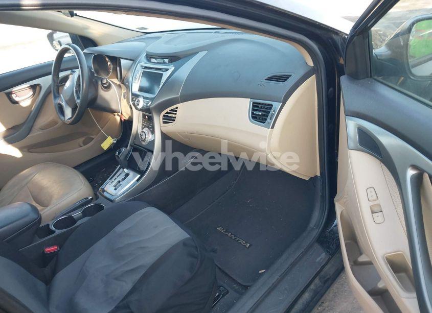 Photo 5 of 2011 Hyundai Elantra LIMITED (VIN 5NPDH4AE6BH001011)