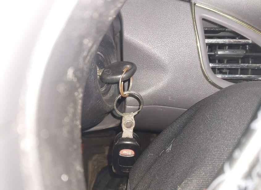 Photo 11 of 2011 Hyundai Elantra LIMITED (VIN 5NPDH4AE6BH001378)