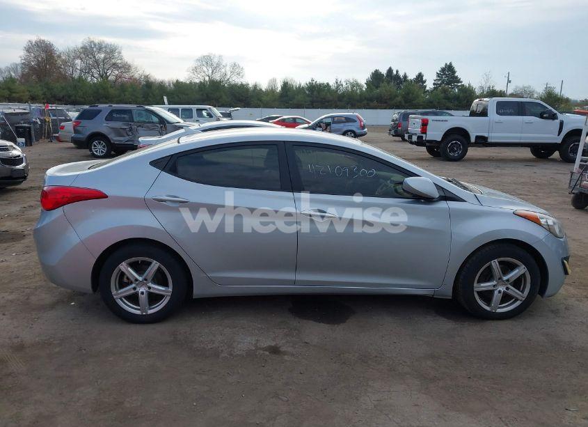 Photo 13 of 2011 Hyundai Elantra GLS (VIN 5NPDH4AE6BH059619)