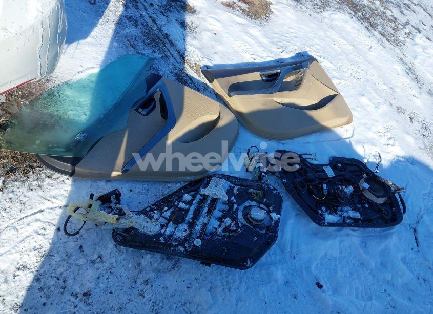 Photo 12 of 2011 Hyundai Elantra GLS (VIN 5NPDH4AE6BH059796)