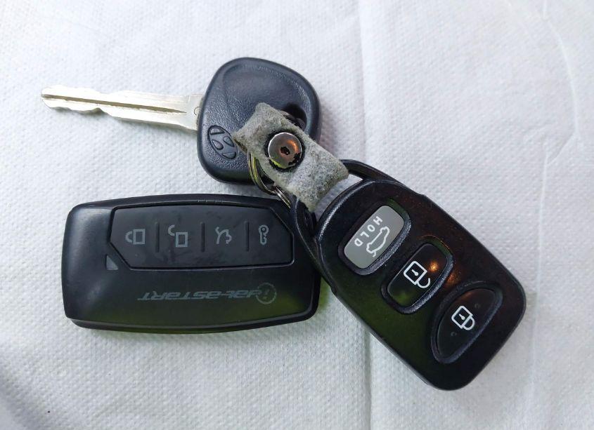 Photo 11 of 2011 Hyundai Elantra GLS (VIN 5NPDH4AE6BH059930)