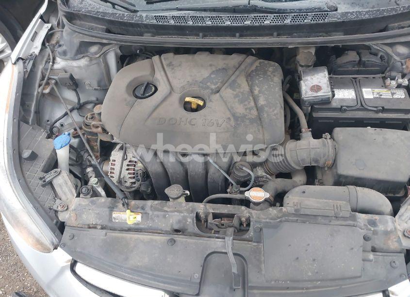 Photo 10 of 2012 Hyundai Elantra LIMITED (VIN 5NPDH4AE6CH091357)