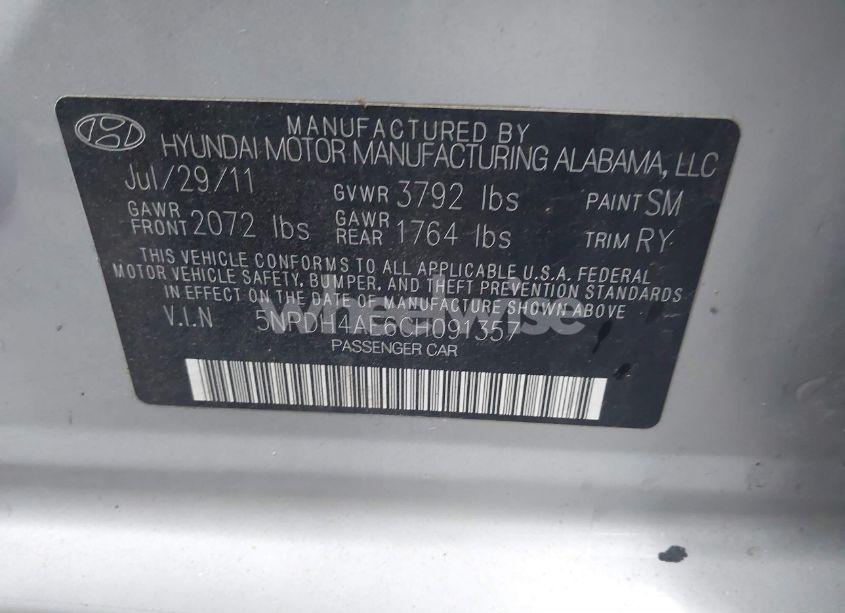 Photo 9 of 2012 Hyundai Elantra LIMITED (VIN 5NPDH4AE6CH091357)