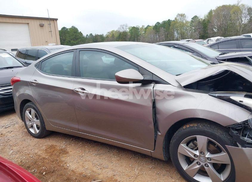 Photo 13 of 2012 Hyundai Elantra GLS (VIN 5NPDH4AE6CH099233)