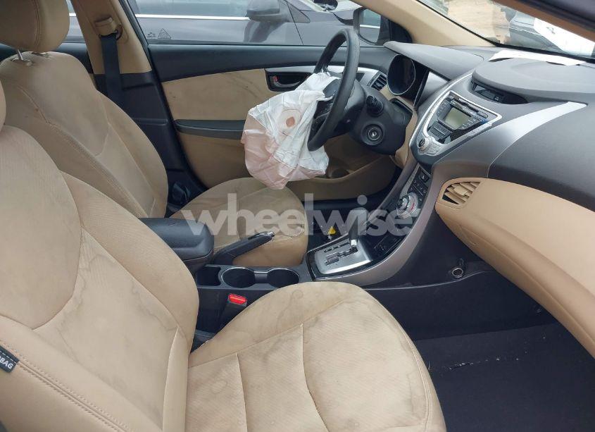 Photo 5 of 2012 Hyundai Elantra GLS (VIN 5NPDH4AE6CH099233)