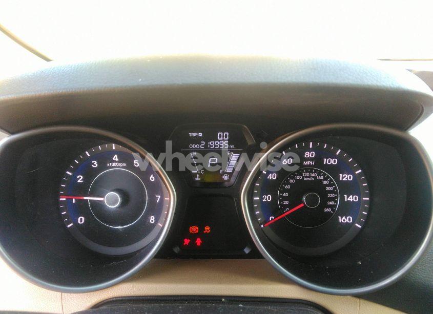 Photo 7 of 2012 Hyundai Elantra LIMITED (VIN 5NPDH4AE6CH108917)