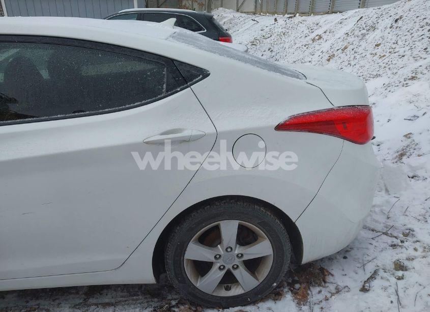 Photo 12 of 2013 Hyundai Elantra GLS (VIN 5NPDH4AE6DH194196)