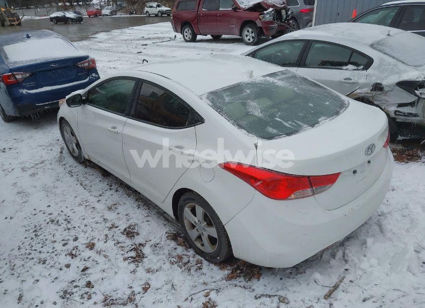 Photo 3 of 2013 Hyundai Elantra GLS (VIN 5NPDH4AE6DH194196)