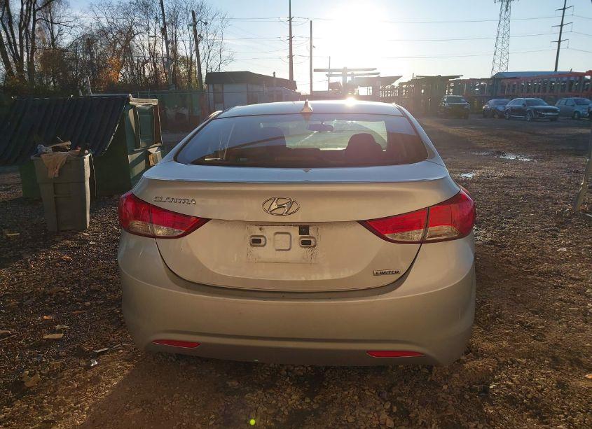 Photo 16 of 2013 Hyundai Elantra LIMITED (VIN 5NPDH4AE6DH199740)