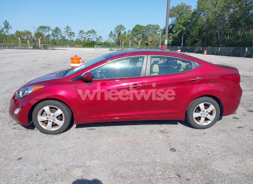 Photo 15 of 2013 Hyundai Elantra GLS (VIN 5NPDH4AE6DH211403)