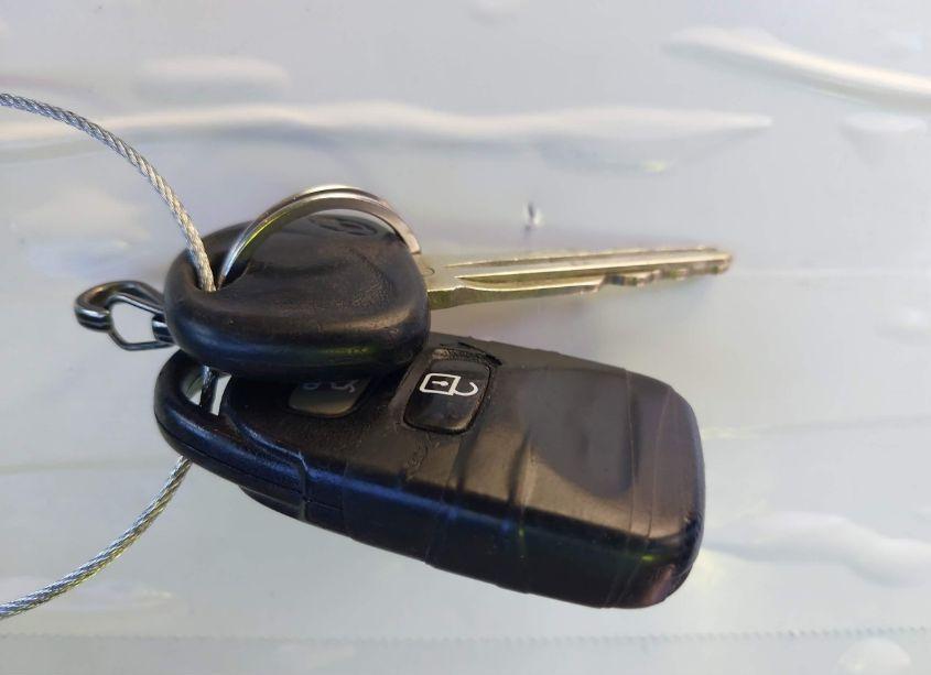 Photo 11 of 2013 Hyundai Elantra GLS (VIN 5NPDH4AE6DH213409)