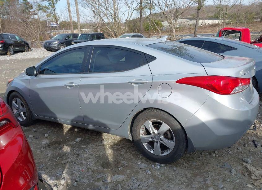 Photo 14 of 2013 Hyundai Elantra GLS (VIN 5NPDH4AE6DH224412)