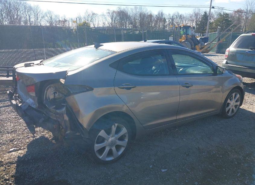 Photo 4 of 2013 Hyundai Elantra LIMITED (VIN 5NPDH4AE6DH224863)