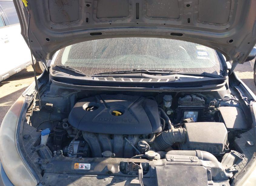 Photo 10 of 2013 Hyundai Elantra GLS (VIN 5NPDH4AE6DH226306)