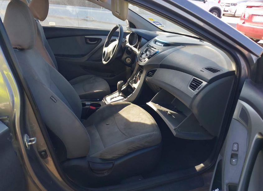 Photo 5 of 2013 Hyundai Elantra GLS (VIN 5NPDH4AE6DH226306)