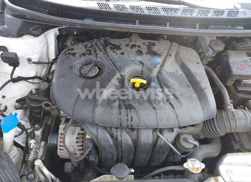 Photo 10 of 2013 Hyundai Elantra GLS (VIN 5NPDH4AE6DH230338)