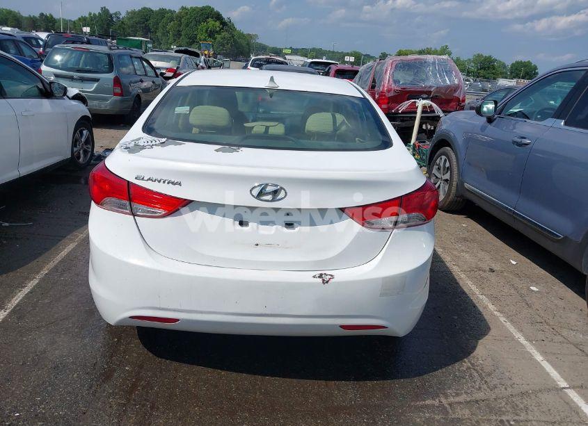 Photo 16 of 2013 Hyundai Elantra GLS (VIN 5NPDH4AE6DH230338)