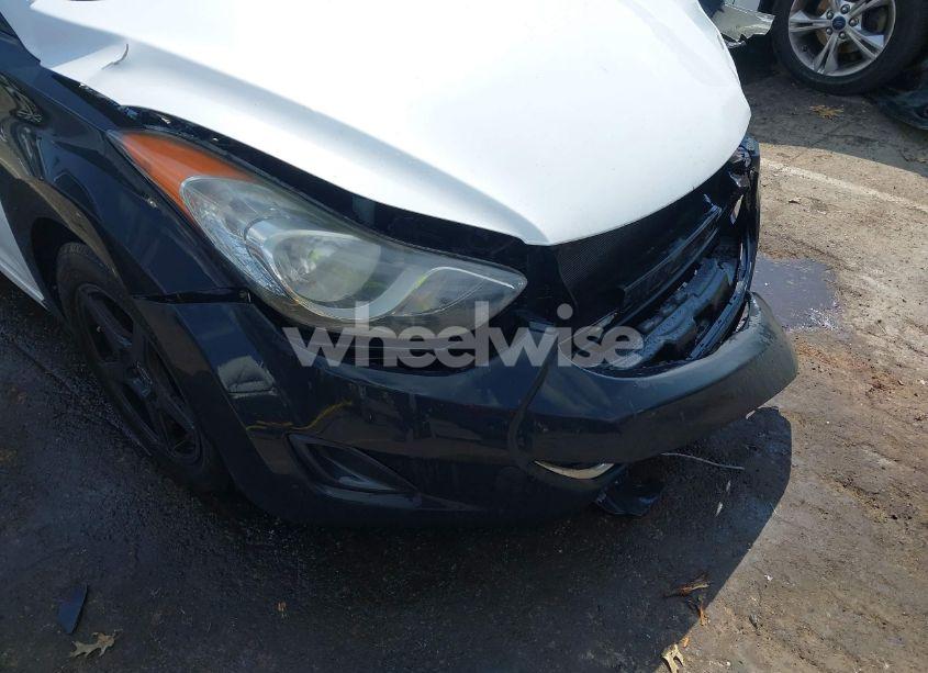 Photo 17 of 2013 Hyundai Elantra GLS (VIN 5NPDH4AE6DH230338)