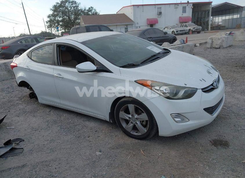 2013 Hyundai Elantra GLS (VIN 5NPDH4AE6DH231179) main photo