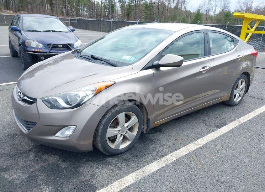 Photo 2 of 2013 Hyundai Elantra GLS (VIN 5NPDH4AE6DH244708)