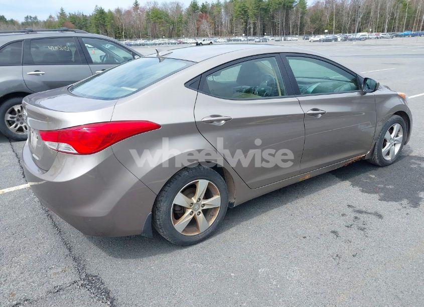 Photo 4 of 2013 Hyundai Elantra GLS (VIN 5NPDH4AE6DH244708)