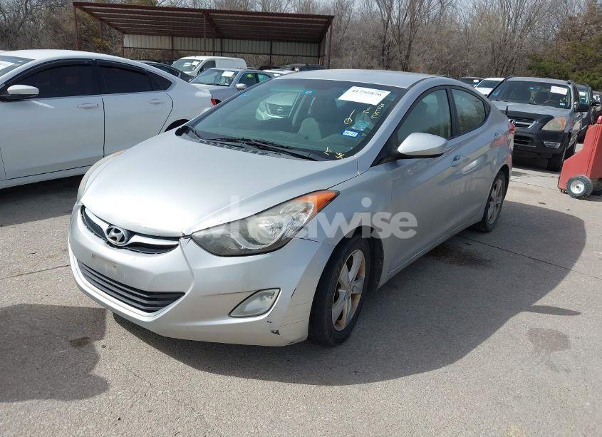 Photo 2 of 2013 Hyundai Elantra GLS (VIN 5NPDH4AE6DH257524)