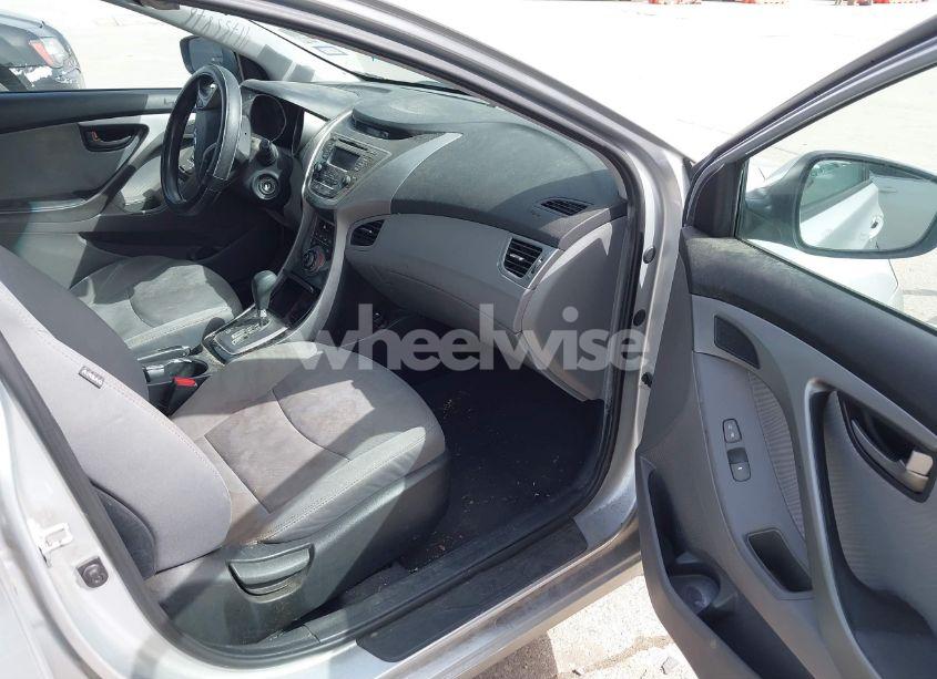 Photo 5 of 2013 Hyundai Elantra GLS (VIN 5NPDH4AE6DH257524)