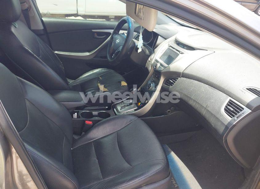 Photo 5 of 2013 Hyundai Elantra LIMITED (VIN 5NPDH4AE6DH266305)