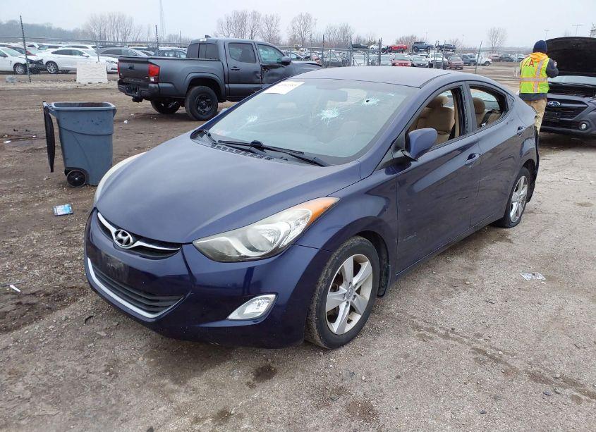 Photo 2 of 2013 Hyundai Elantra GLS/LIMITED (VIN 5NPDH4AE6DH280916)