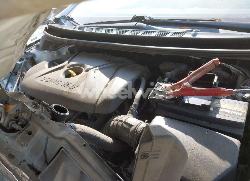 Photo 10 of 2013 Hyundai Elantra GLS (VIN 5NPDH4AE6DH294282)