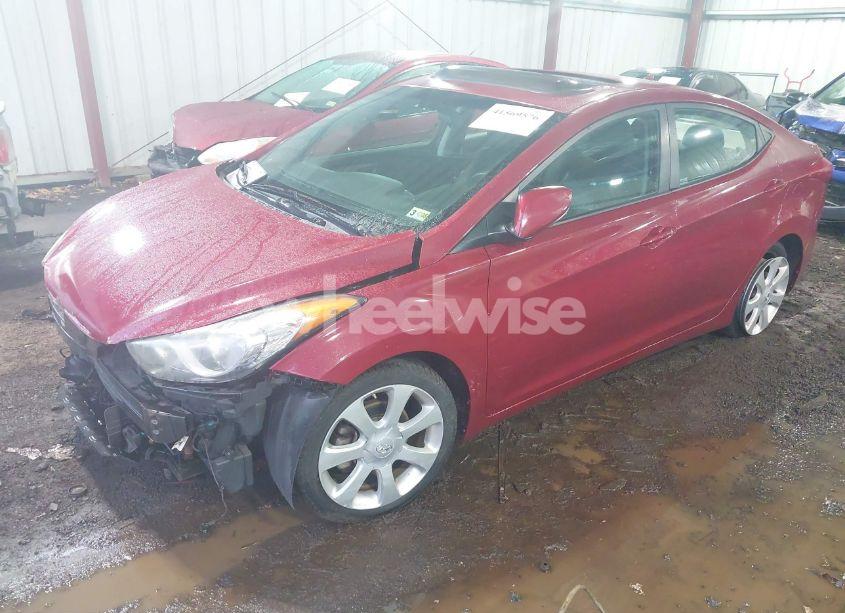 Photo 2 of 2013 Hyundai Elantra LIMITED (VIN 5NPDH4AE6DH303272)