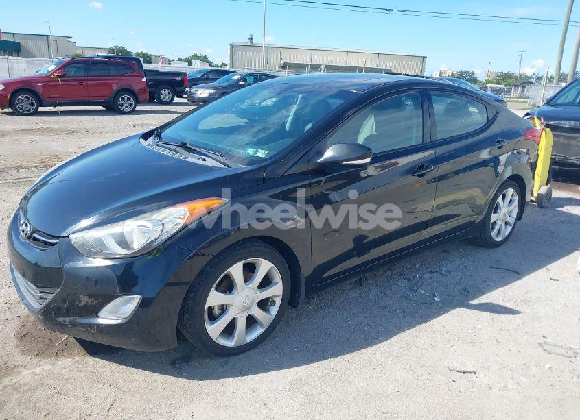 Photo 2 of 2013 Hyundai Elantra LIMITED (VIN 5NPDH4AE6DH311209)