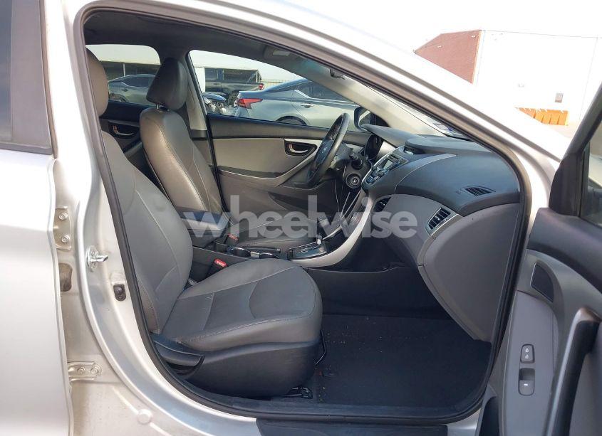 Photo 5 of 2013 Hyundai Elantra LIMITED (VIN 5NPDH4AE6DH312750)