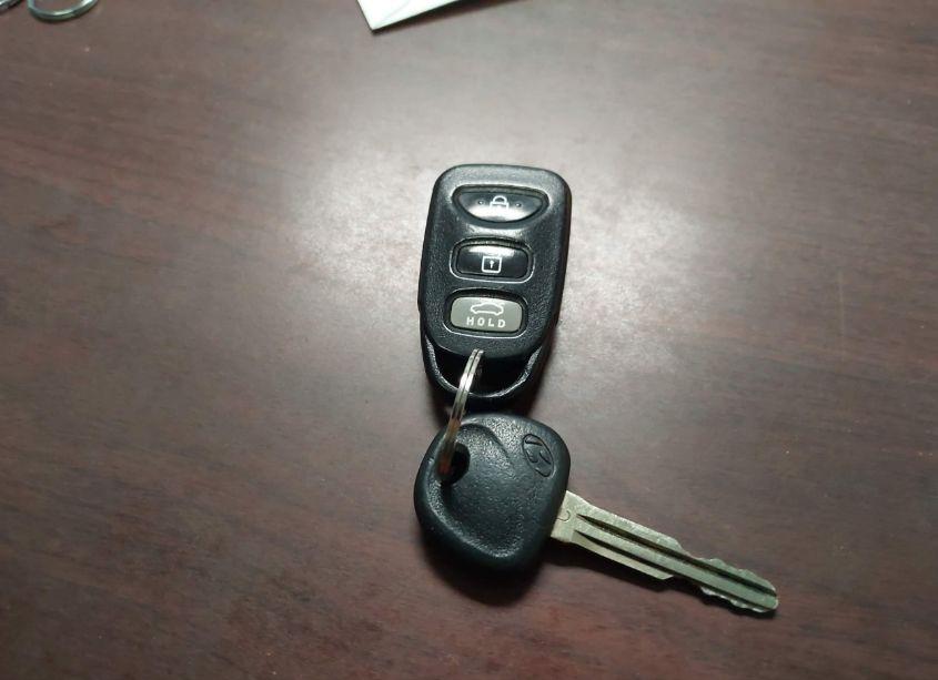 Photo 11 of 2013 Hyundai Elantra GLS (VIN 5NPDH4AE6DH313106)