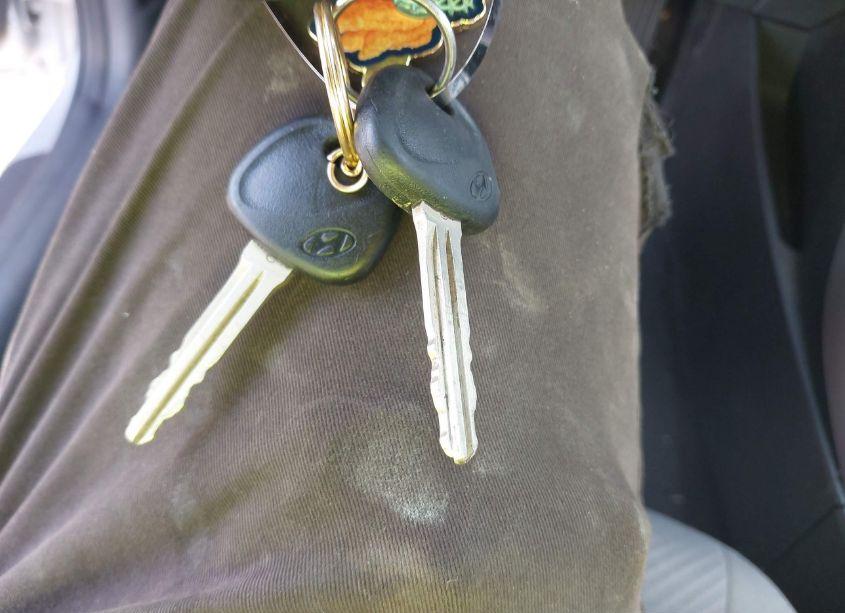 Photo 11 of 2013 Hyundai Elantra GLS (VIN 5NPDH4AE6DH319505)