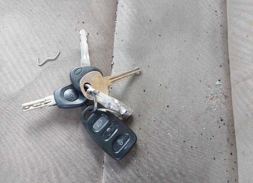 Photo 11 of 2013 Hyundai Elantra GLS (VIN 5NPDH4AE6DH324610)